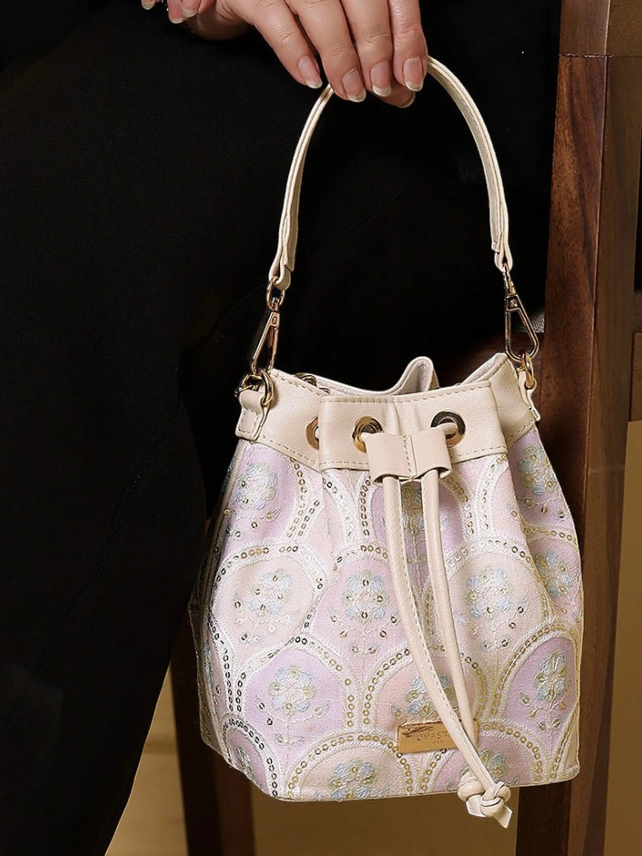 Evaara Bucket Bag - Pearl Blush YuvaStree