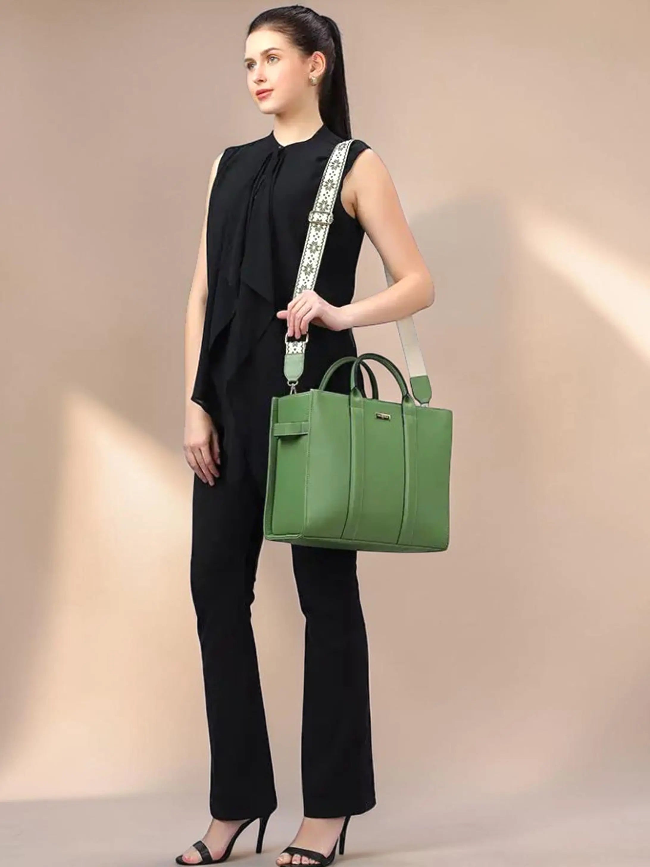 Elan Box Tote Bag - Matcha YuvaStree