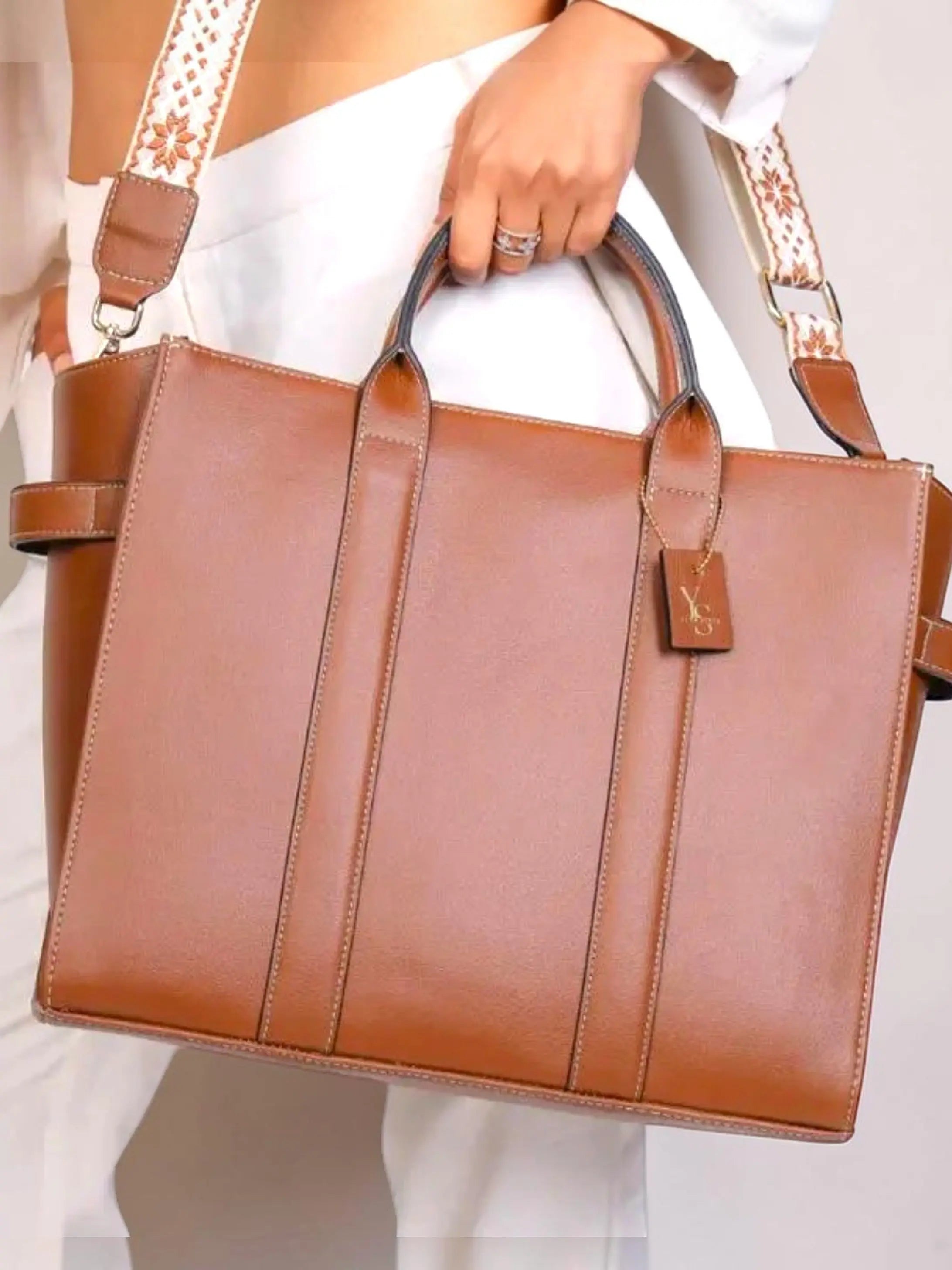 Elan Box Tote Bag - Mocha YuvaStree