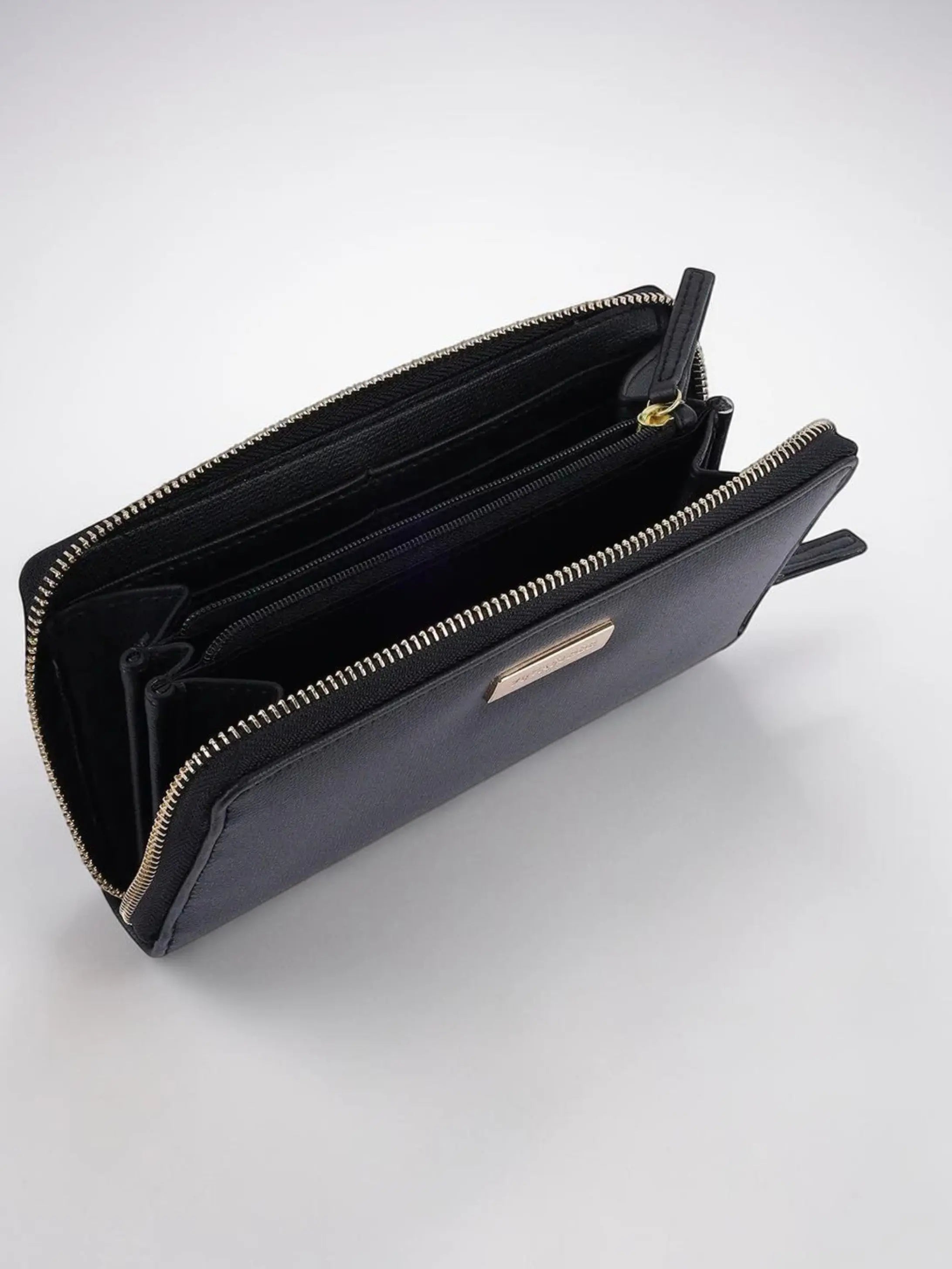 Vault Zip Wallet - Black YuvaStree