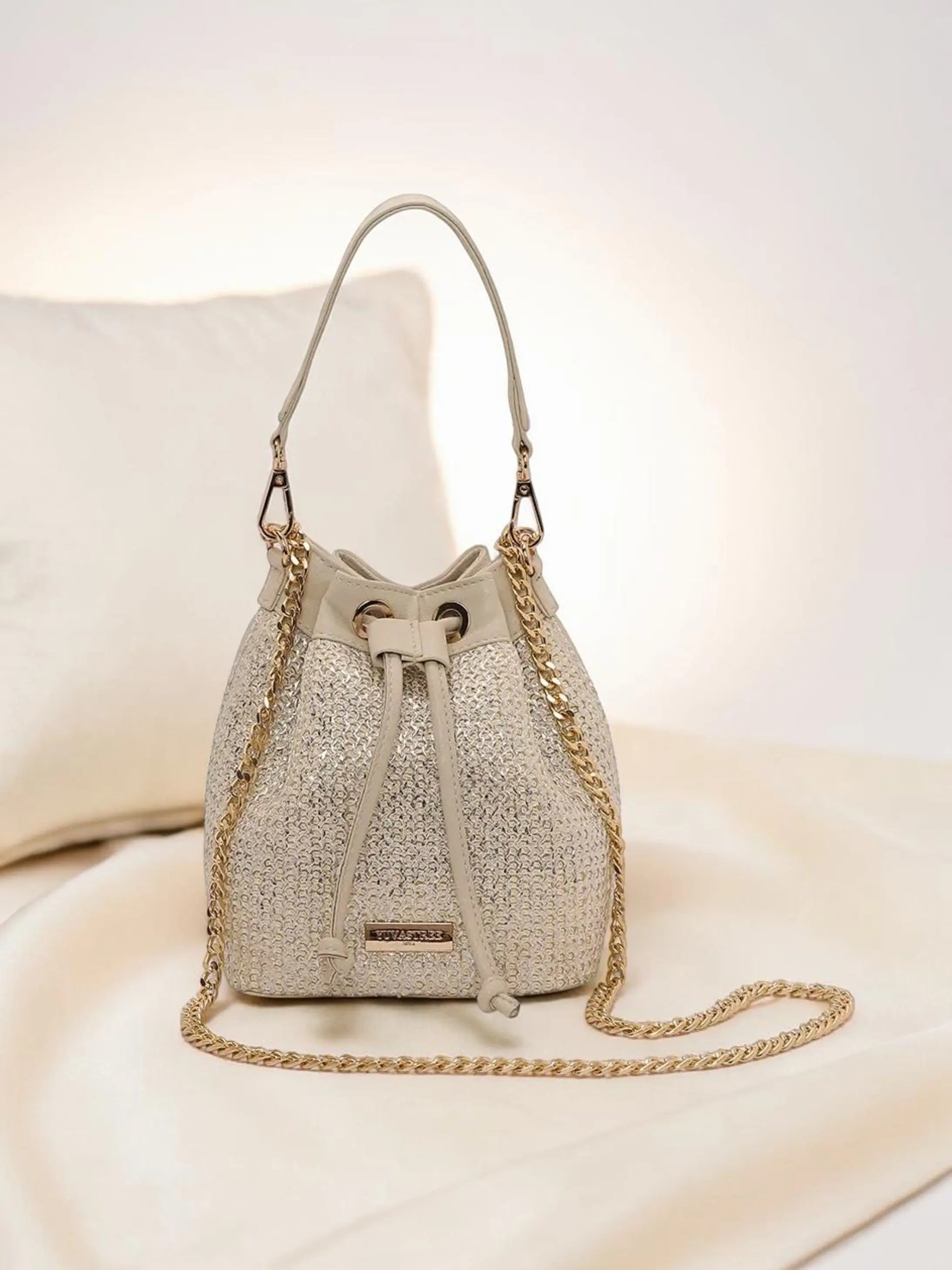 Evaara Bucket Bag - Pearl Glow YuvaStree