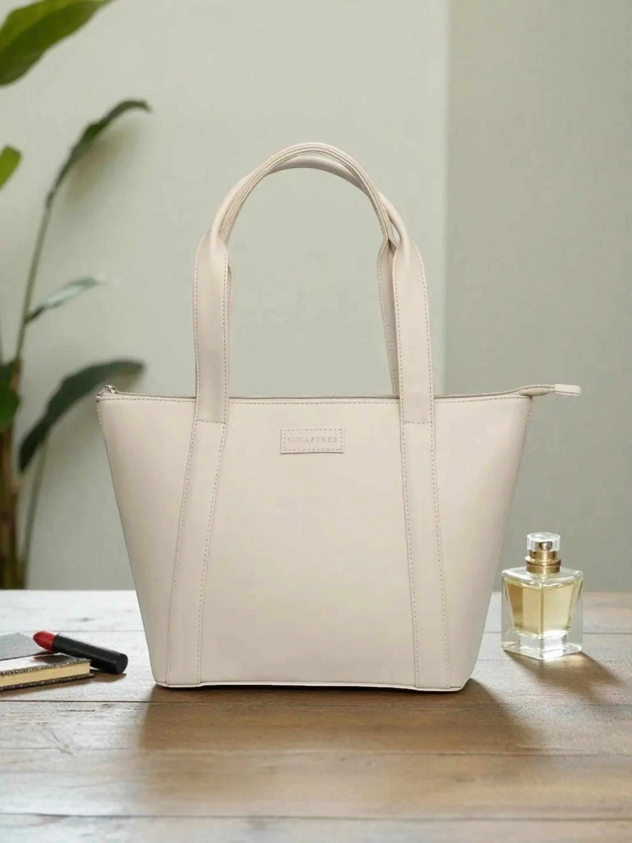 Lyra Tote – Ivory Mist YuvaStree