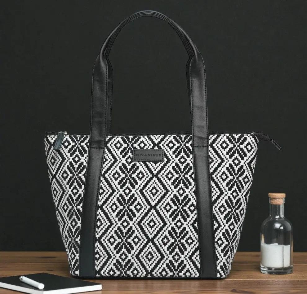 Lyra Tote – Noir Diamond YuvaStree