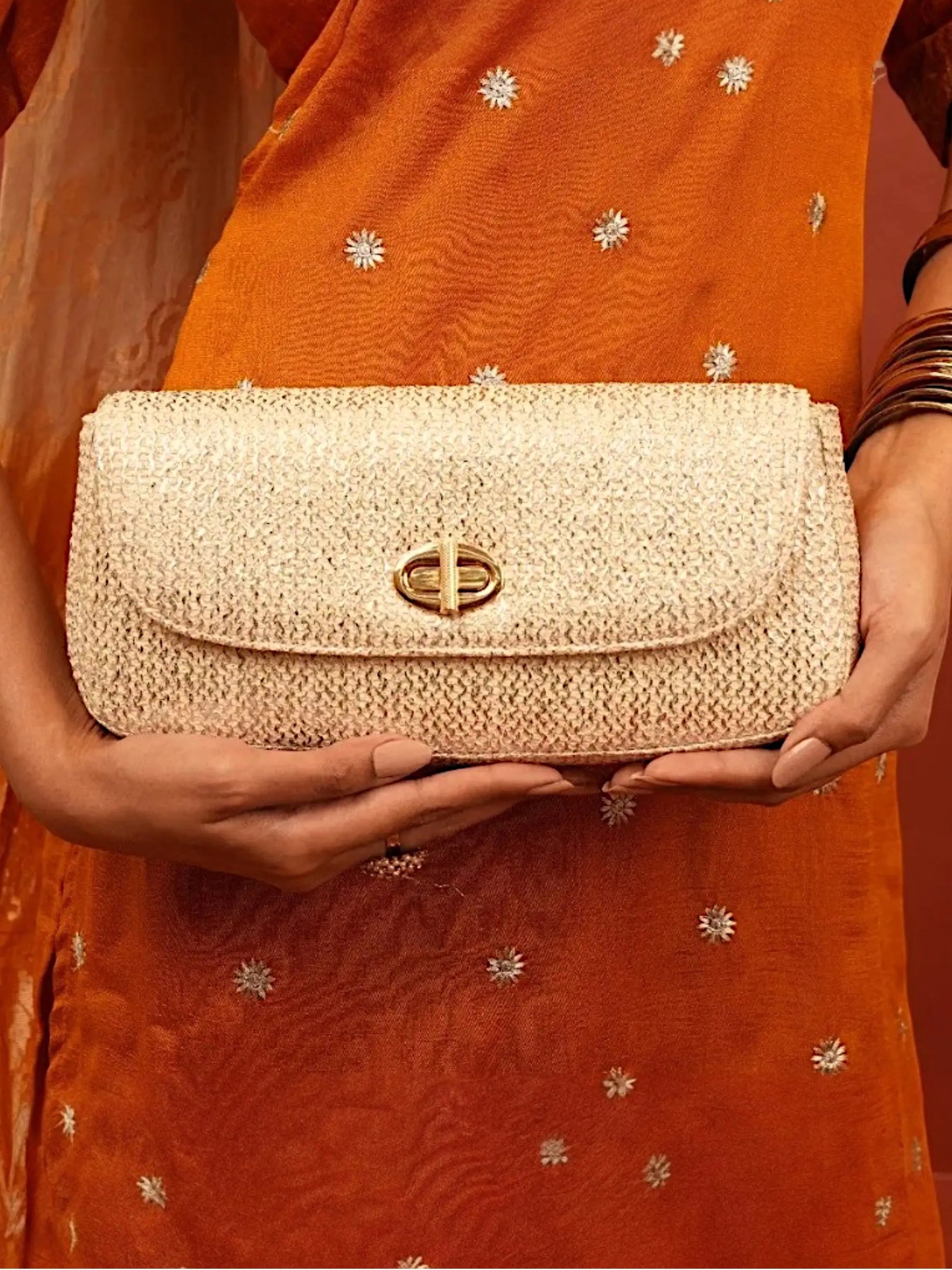 Elvina Clutch - Pearl Glow YuvaStree
