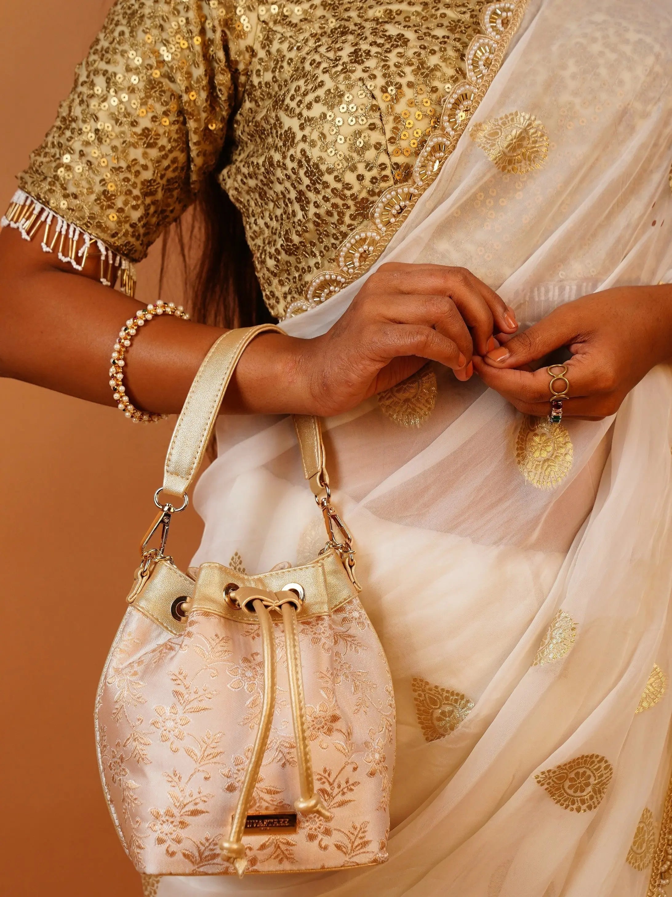 Evaara Bucket Bag - Off White Gold YuvaStree