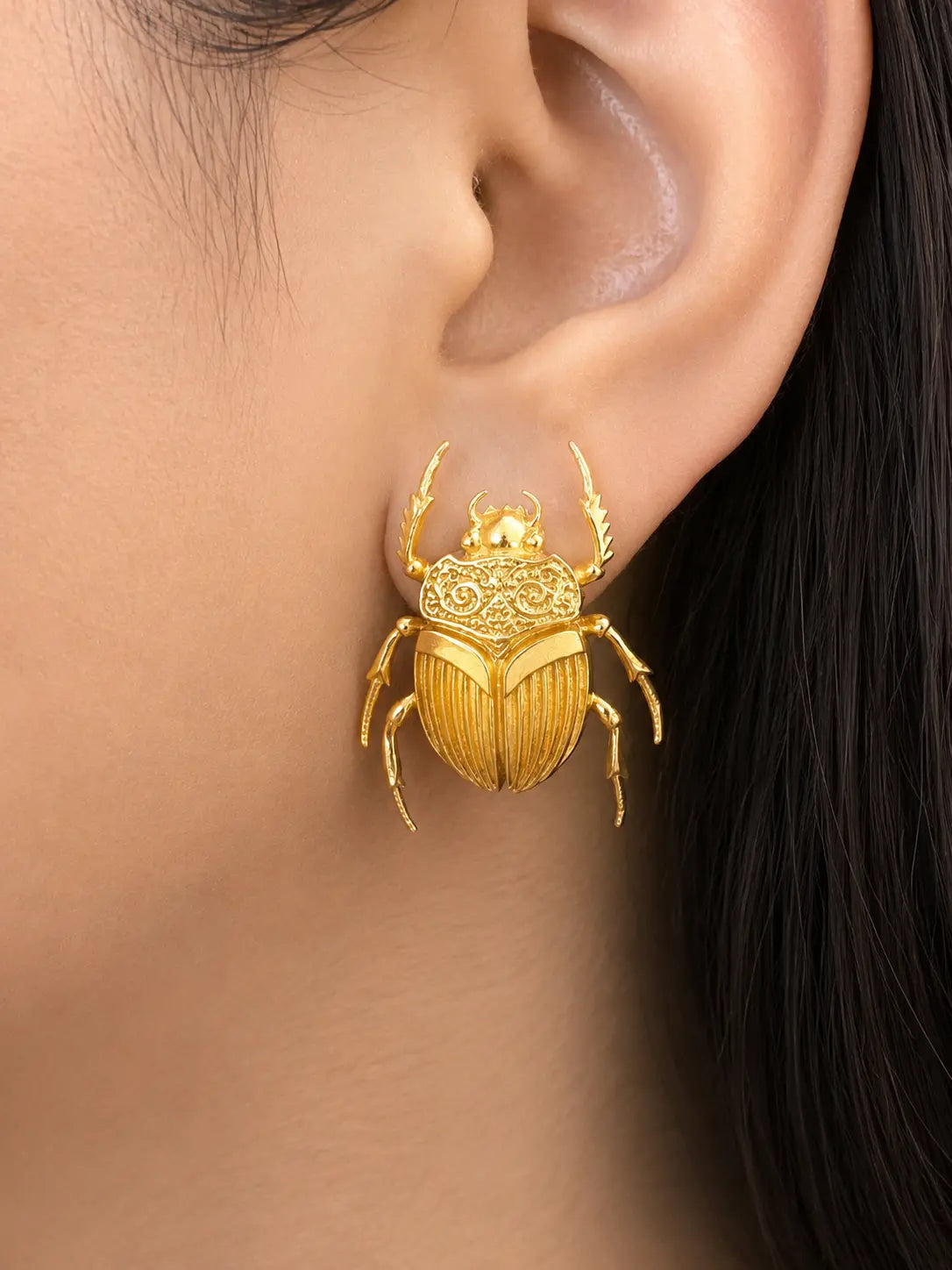 Beetle motif studs YuvaStree