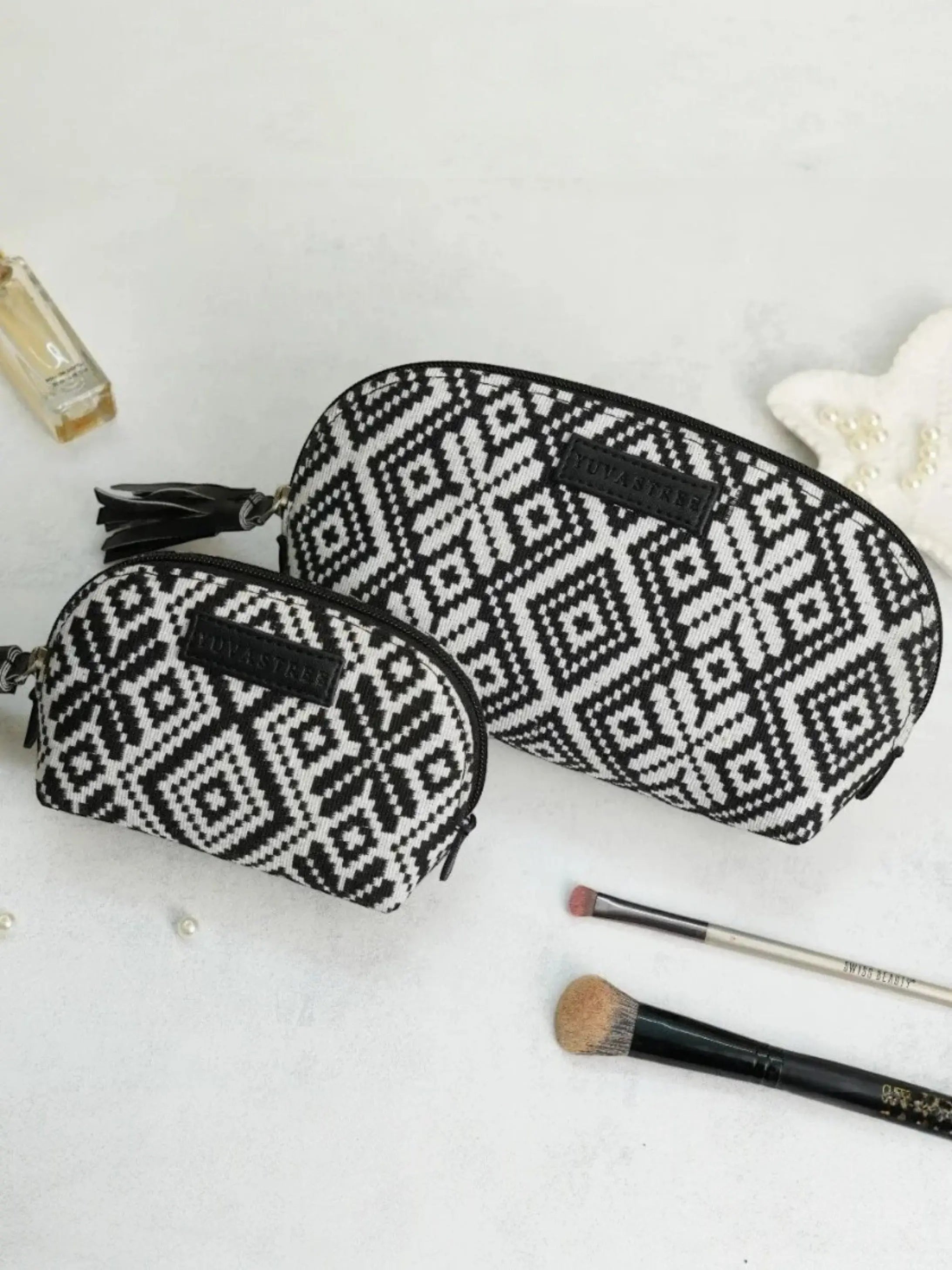 Essential Pouch Combo - Black Diamond YuvaStree