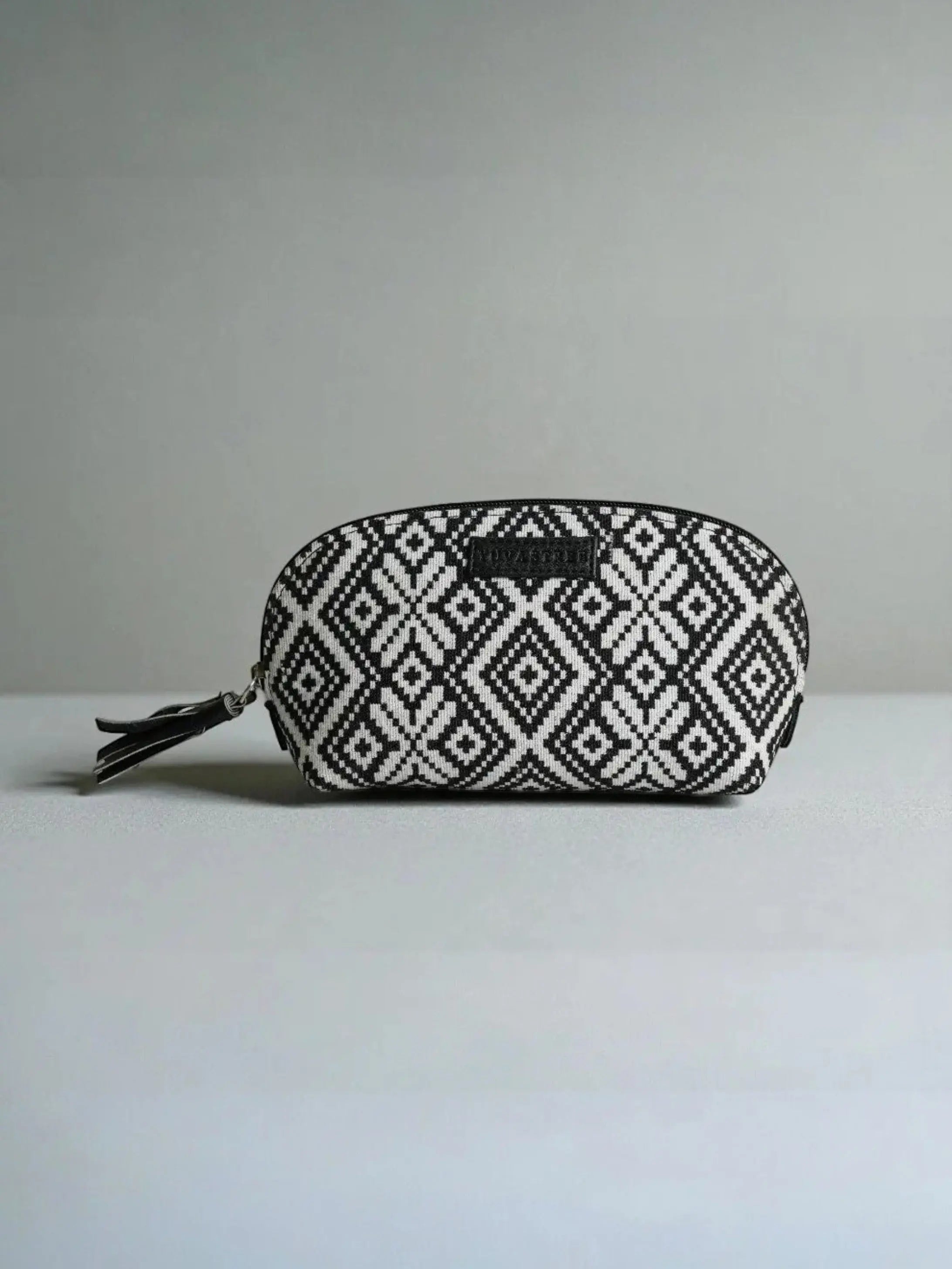 Essential Pouch Combo - Black Diamond YuvaStree