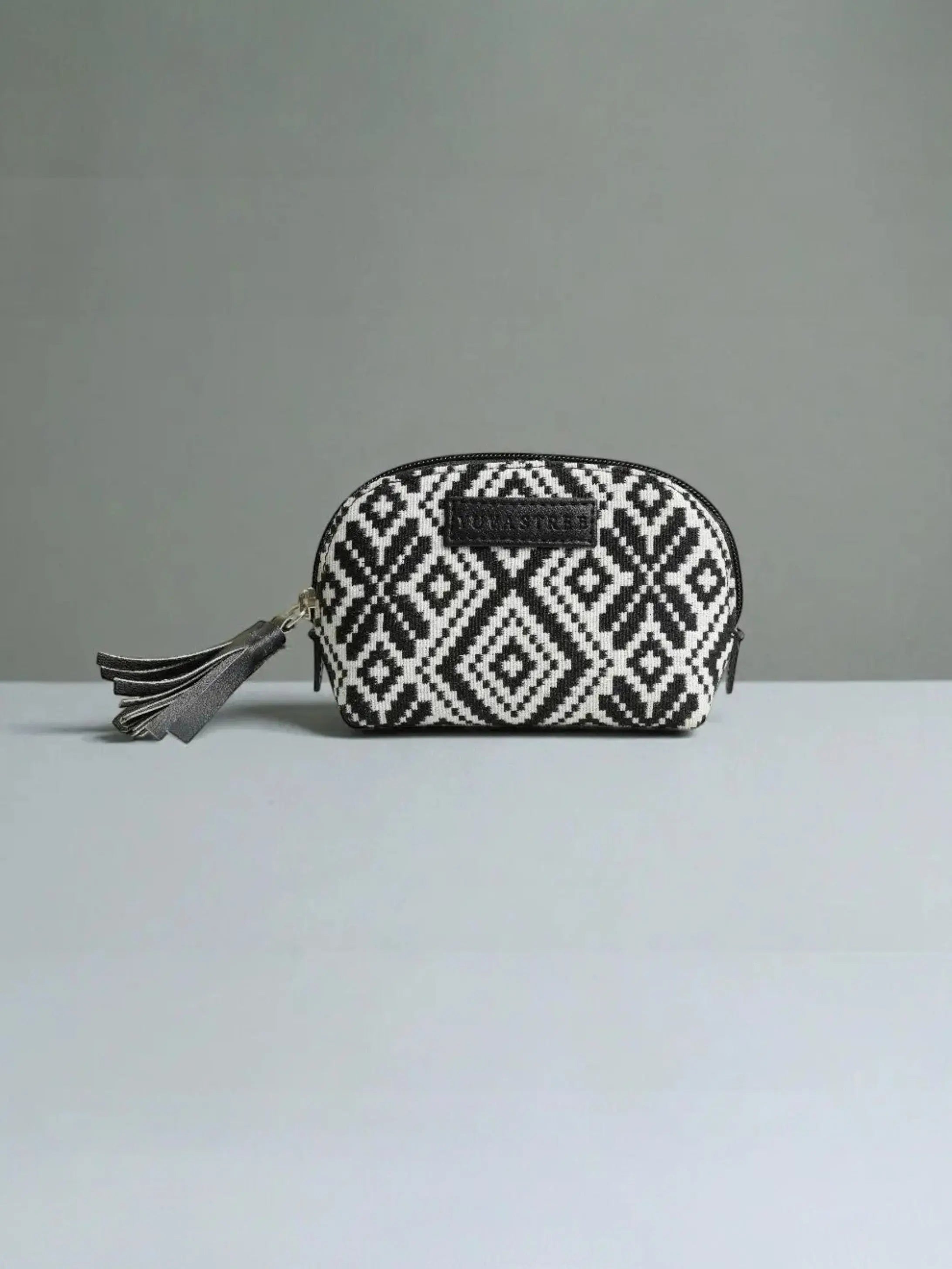 Essential Pouch Combo - Black Diamond YuvaStree