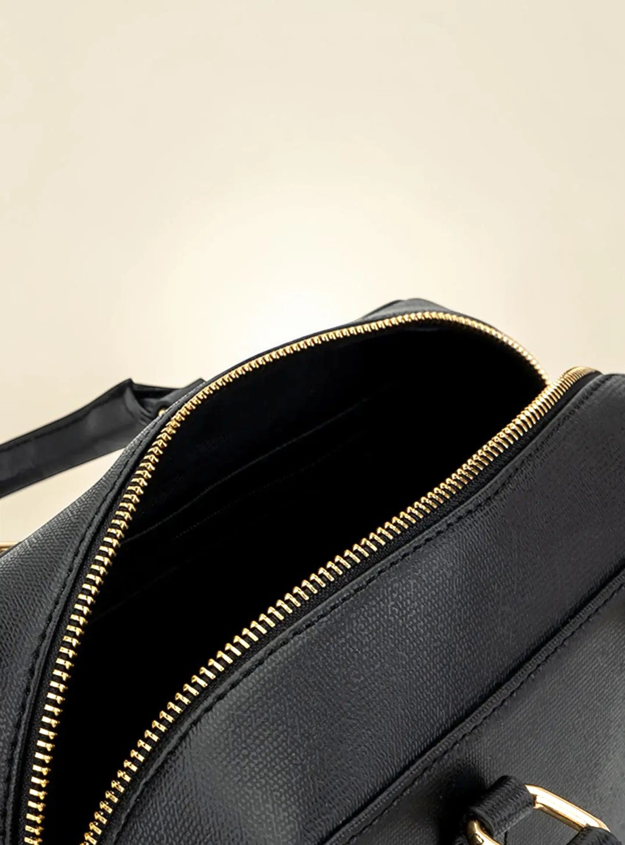 Lume Boxy Crossbody Bag - Black YuvaStree