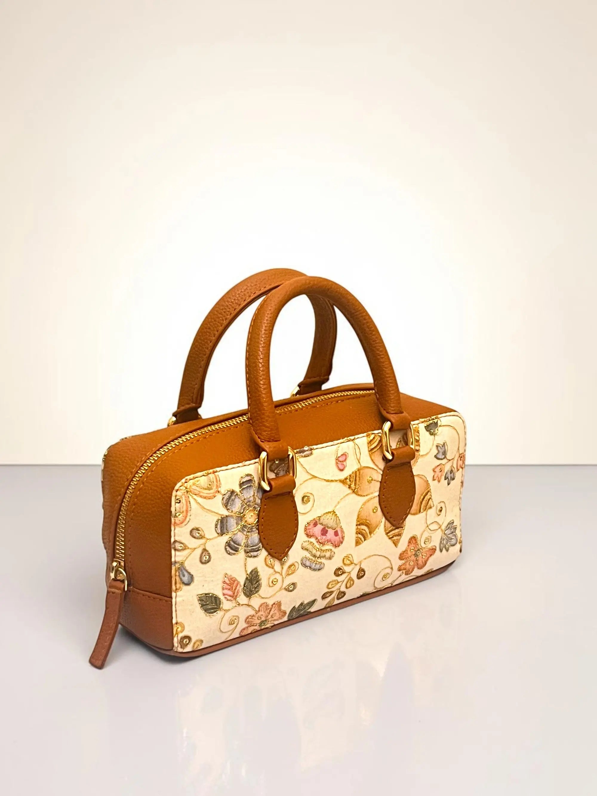 Lume Boxy Crossbody Bag - Caramel Ivory YuvaStree