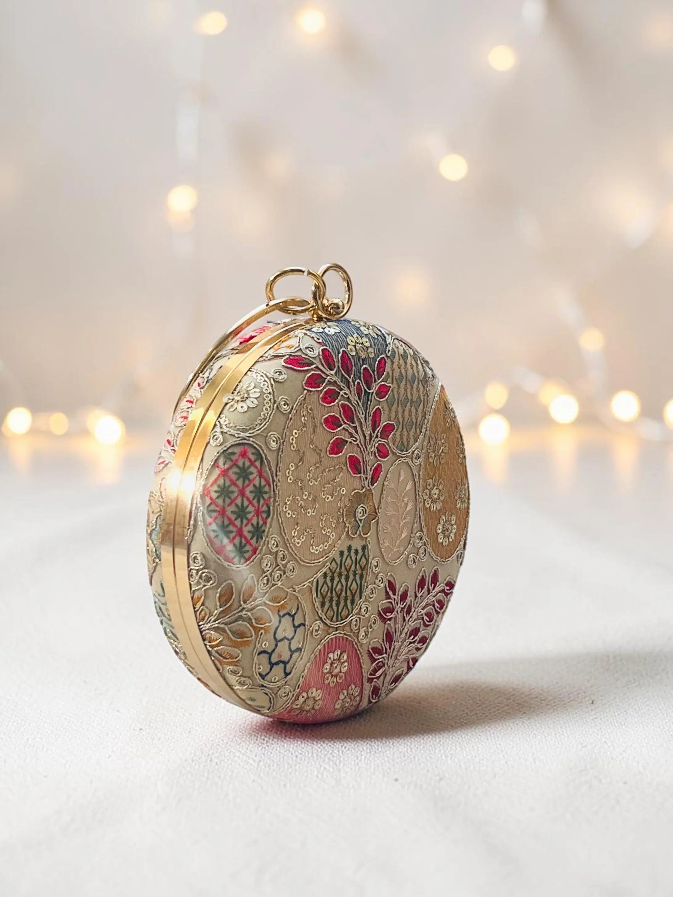 Meher Ring Clutch - Beige YuvaStree