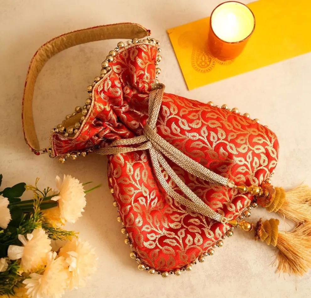 Anaira Potli – Ruby Gleam YuvaStree