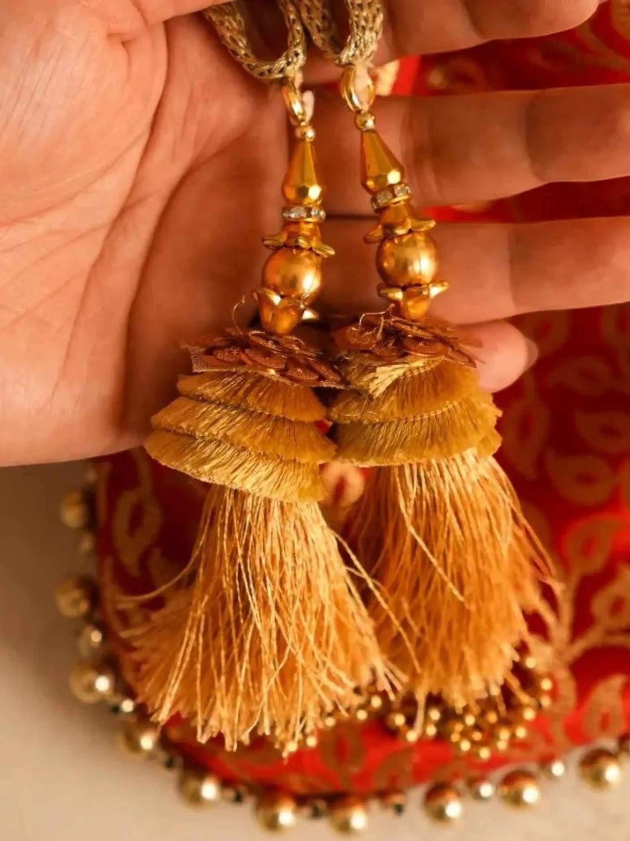 Anaira Potli – Ruby Gleam YuvaStree