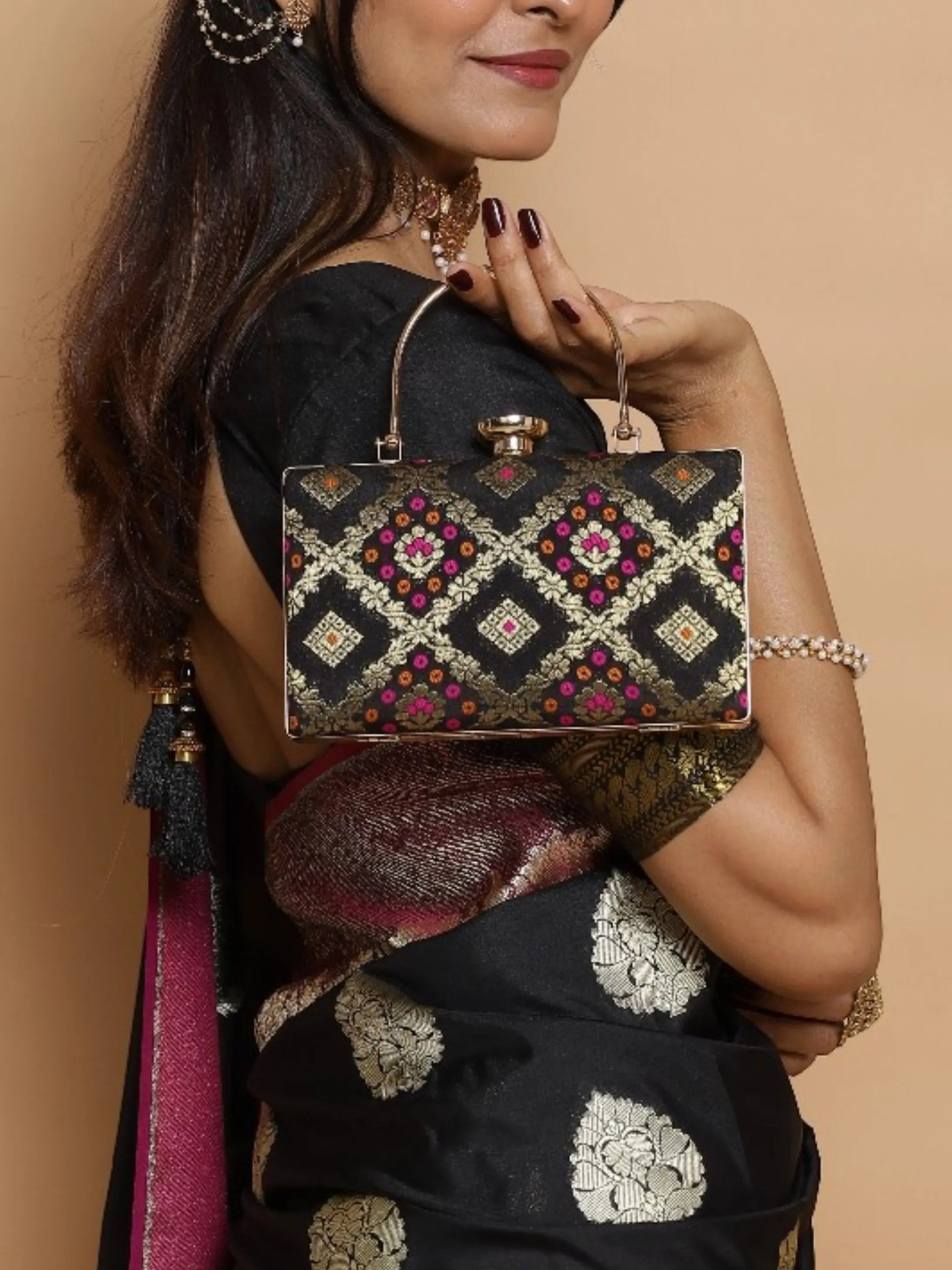 Neyra Box Clutch - Black YuvaStree