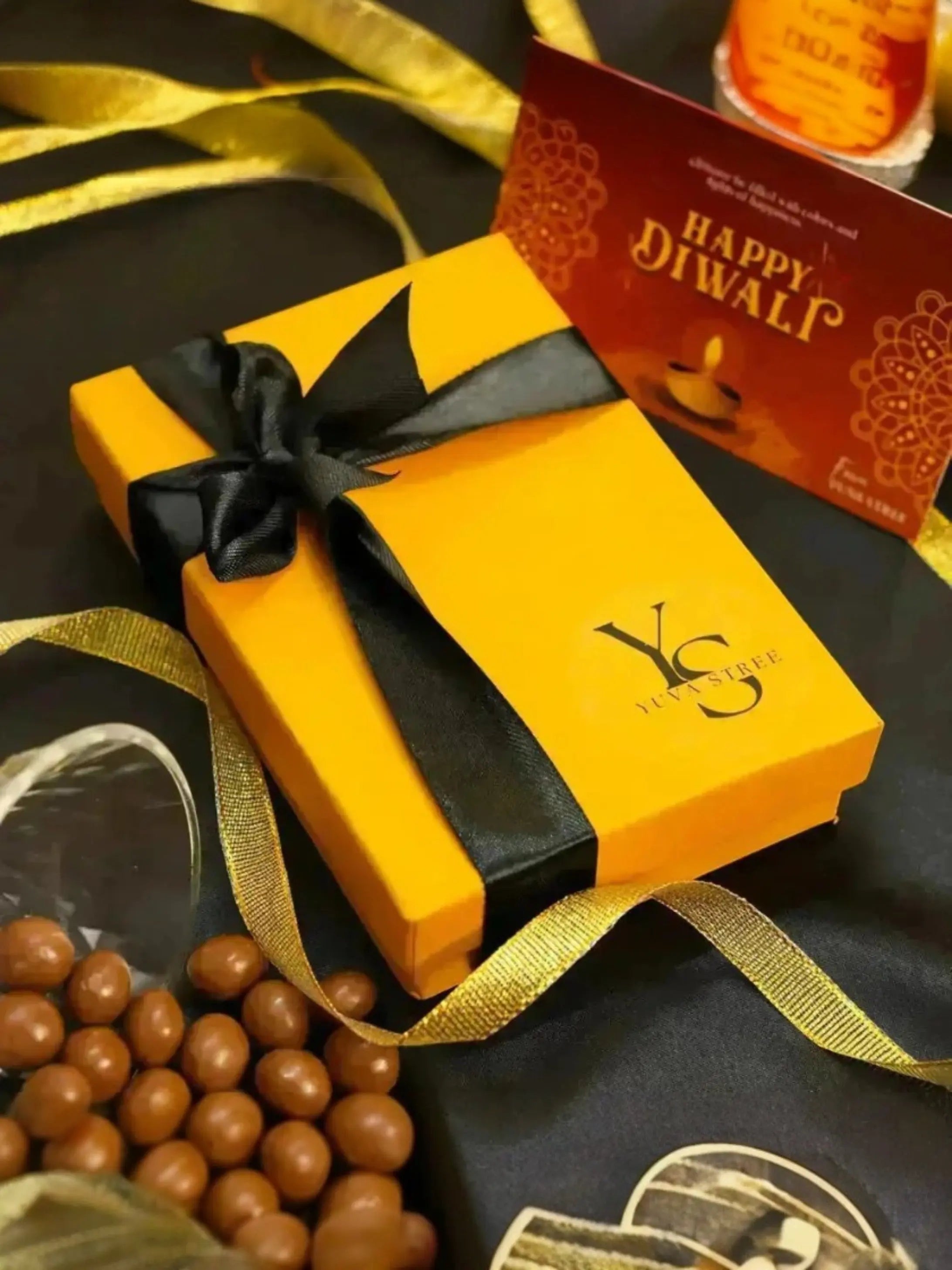 Festive Hamper - Wristlet Rose Gold YuvaStree