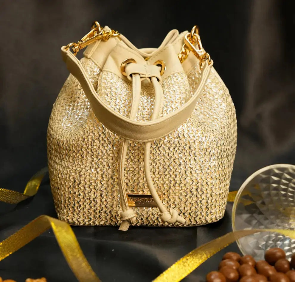 Festive Hamper - Evaara Bucket Bag - Pearl Glow YuvaStree